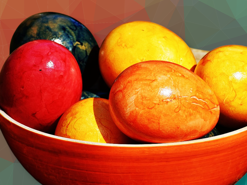 🐣 Coloring Easter Eggs Naturally