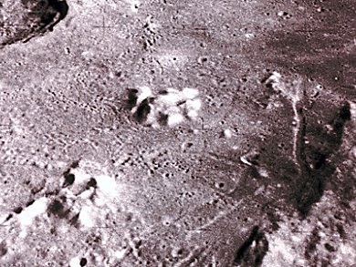 Explaining Magnetic Anomalies on the Moon