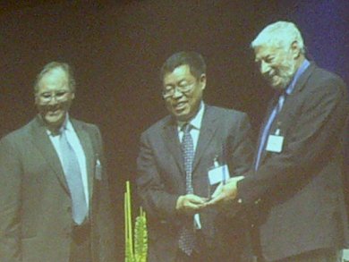 Graham Hutchings Received Heinz Heinemann Award