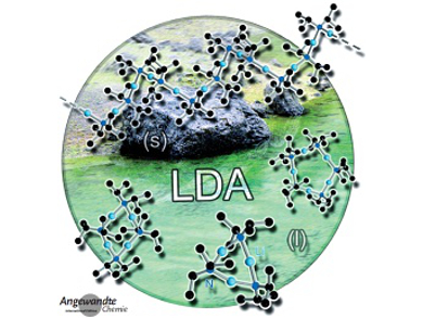 Angewandte Chemie 24/2015: The Many Shapes and Forms of Chemistry