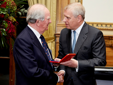 Royal Medal for Sir John Meurig Thomas